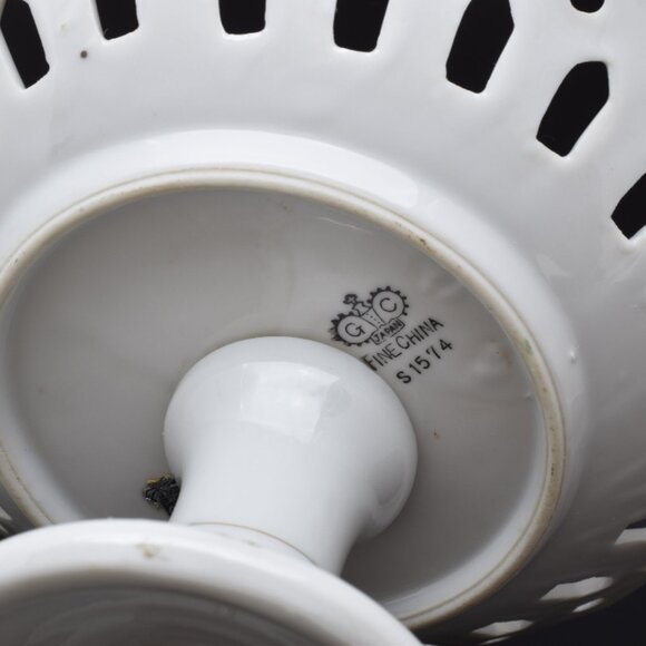 Vintage GC Fine China S1574, Pedestal Bowl with Cutouts, Fruit, Japan - Picture 7 of 7